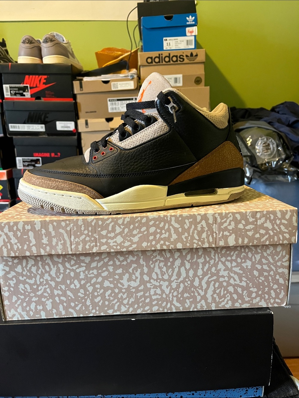 Nike Air Jordan Retro 3 Black Brown Tan Sneakers